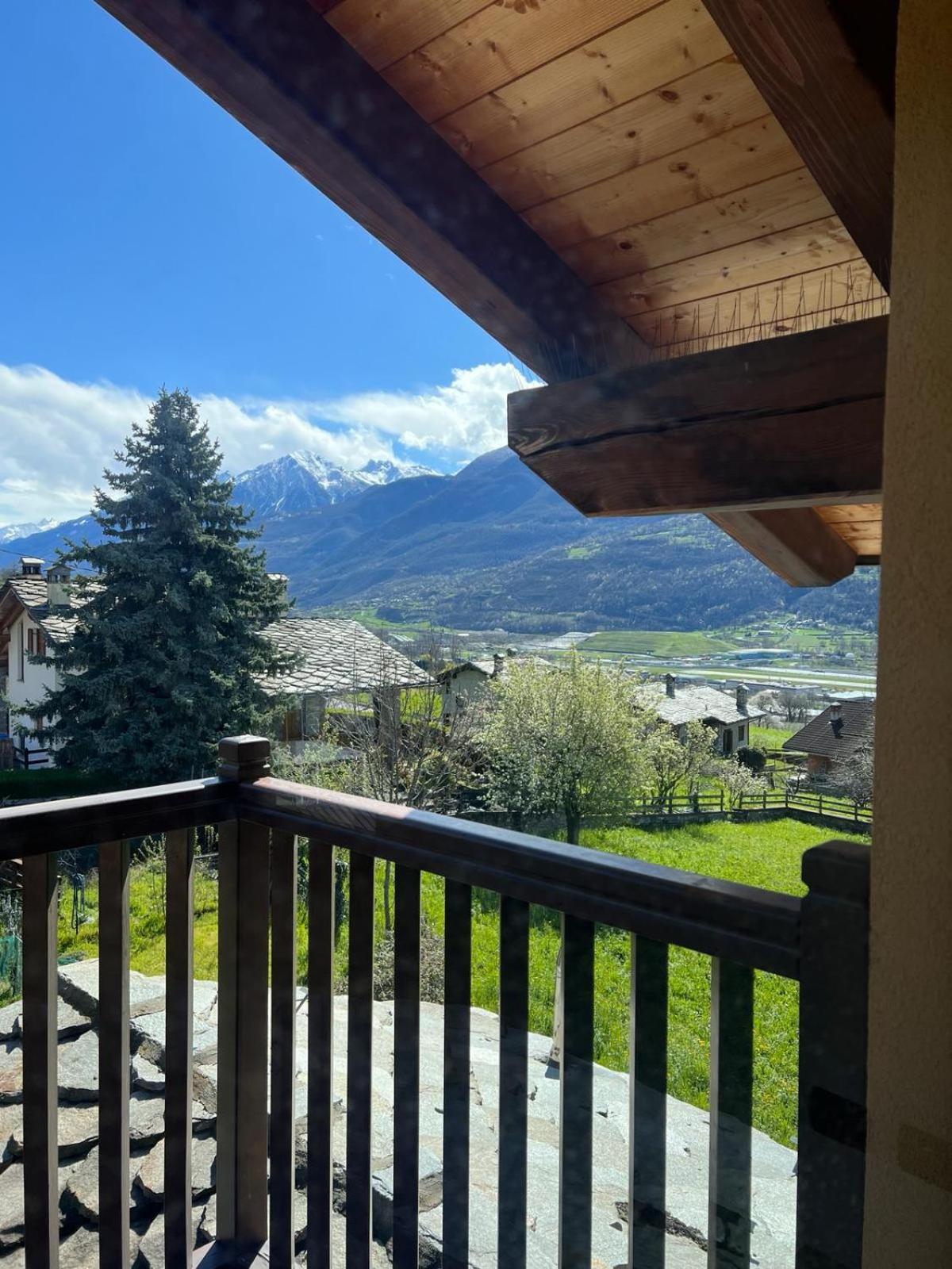 Grazioso Appartamento 1 Aosta Eksteriør billede
